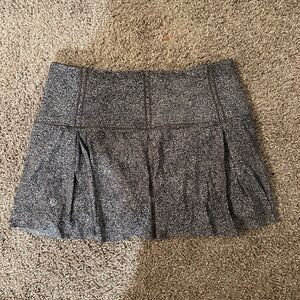 Lululemon lost in pace skirt- regular length